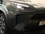 Toyota Yaris Cross 1.5 Hybrid 130 Dynamic - DIRECT NIEUW UIT VOORRAAD LEVERBAAR - NAVIGATIE - PARKEERSENSOREN VOOR/ ACHTER - VOORSTOELEN VERWARMD - STUUR VERWARMD - DODEHOEK DETECTIE - KEYLESS ENTRY/ START - CLIMATE CONTROL - APPLE CARPLAY/ ANDROID AUTO