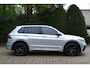 Volkswagen Tiguan 1.4 TSI eHybrid R-Line | CarPlay | Trekhaak | Stoelverwarming
