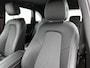 Mercedes-Benz B-klasse 180 Business Solution | Trekhaak | Car Play | Cruise Controle | Navigatie | Parkeerpakket met Camera | Inclusief 12 Maanden Garantie.