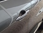 Renault Captur 0.9 TCe Limited | Keyless start/Entry | Lichtmetalen velgen | Cruise Control | LED dagrijverlichting | Telefoonvoorbereiding |