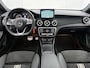 Mercedes-Benz GLA 180 AMG White Art Edition | Keyless Go | Car Play | LED | Navigatie | Parkeerpakket met Camera | Stoelverwarming | Inclusief 12 Maanden Garantie.