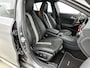Mercedes-Benz GLA 180 AMG White Art Edition | Keyless Go | Car Play | LED | Navigatie | Parkeerpakket met Camera | Stoelverwarming | Inclusief 12 Maanden Garantie.