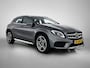 Mercedes-Benz GLA 180 AMG White Art Edition | Keyless Go | Car Play | LED | Navigatie | Parkeerpakket met Camera | Stoelverwarming | Inclusief 12 Maanden Garantie.