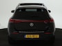 Mercedes-Benz EQA 250 Luxury Line 67 kWh | Rijassistentie Pack | Panoramadak | Parkeerpakket met 360 gr Camera | Sfeerverlichting | Inclusief 24 maanden Mercedes-Benz Certified garantie voor Europa.