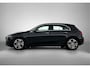 Mercedes-Benz A-klasse 180 Progressive | Sfeerverlichting | Stuur- en Stoelverwarming | Keyless Go | Car Play | Parkeerpakket met Camera | Inclusief 24 maanden Mercedes-Benz Certified garantie voor Europa.