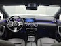 Mercedes-Benz A-klasse 180 Progressive | Sfeerverlichting | Stuur- en Stoelverwarming | Keyless Go | Car Play | Parkeerpakket met Camera | Inclusief 24 maanden Mercedes-Benz Certified garantie voor Europa.