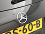 Mercedes-Benz A-klasse 180 Progressive | Sfeerverlichting | Stuur- en Stoelverwarming | Keyless Go | Car Play | Parkeerpakket met Camera | Inclusief 24 maanden Mercedes-Benz Certified garantie voor Europa.