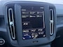 Volvo XC40 1.5 T3 Momentum | Standkachel | Volvo on Call | Stoelverwarming V + A | Stuurverwarming | Regensensor | 4 voudig verstelbare lendesteun | Parkeersensoren |