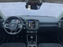 Volvo XC40 1.5 T3 Momentum | Standkachel | Volvo on Call | Stoelverwarming V + A | Stuurverwarming | Regensensor | 4 voudig verstelbare lendesteun | Parkeersensoren |