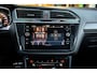 Volkswagen Tiguan R 2.0 TSI 320pk 4Motion DSG|Pano|ACC |Lane Assist|