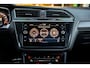 Volkswagen Tiguan R 2.0 TSI 320pk 4Motion DSG|Pano|ACC |Lane Assist|