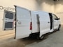 Opel Vivaro 2.0 CDTI L3H1 123 PK / Euro 6 / Airco / CarPlay / Cruise Control / PDC / Navigatie / 3-Zits / 60.000 KM !!