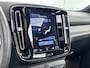 Volvo XC40 T4 A/T R-Design | 19" Allseason | Panoramadak | Harman Kardon | Adaptieve Cruise | BLIS | Keyless | Parkeercamera | Stoel/Stuur/Achterbankverwarming