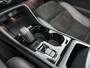 Volvo XC40 T4 A/T R-Design | 19" Allseason | Panoramadak | Harman Kardon | Adaptieve Cruise | BLIS | Keyless | Parkeercamera | Stoel/Stuur/Achterbankverwarming
