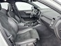 Volvo XC40 T5 Recharge R-Design | 19" | Leder/Nubuck | Panoramadak | Trekhaak | Stoel/Stuurverwarming | Parkeercamera | Adaptieve Cruise | Getint Glas