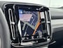 Volvo XC40 T5 Recharge R-Design | 19" | Leder/Nubuck | Panoramadak | Trekhaak | Stoel/Stuurverwarming | Parkeercamera | Adaptieve Cruise | Getint Glas
