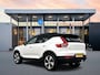 Volvo XC40 T5 Recharge R-Design | 19" | Leder/Nubuck | Panoramadak | Trekhaak | Stoel/Stuurverwarming | Parkeercamera | Adaptieve Cruise | Getint Glas