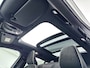 Volvo XC40 T5 Recharge R-Design | 19" | Leder/Nubuck | Panoramadak | Trekhaak | Stoel/Stuurverwarming | Parkeercamera | Adaptieve Cruise | Getint Glas