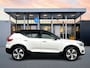 Volvo XC40 T5 Recharge R-Design | 19" | Leder/Nubuck | Panoramadak | Trekhaak | Stoel/Stuurverwarming | Parkeercamera | Adaptieve Cruise | Getint Glas