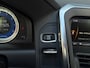 Volvo XC60 2.0 T5 R-Design|Volledig Dealeronderhouden!|Trekhaak|Lederen Bekleding|Parkeersensoren|Navi|Cruise Control|Stoelverw
