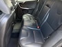 Volvo XC60 2.0 T5 R-Design|Volledig Dealeronderhouden!|Trekhaak|Lederen Bekleding|Parkeersensoren|Navi|Cruise Control|Stoelverw