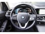BMW 3-Serie Touring 318i Automaat! Business Edition Plus BJ2022 Lmv 17" | Led V+A | Pdc | Elek. achterklep | App-Connect | Navi | Virtual cockpit | Climate control | Cruise control | Lederen bekleding | Sportstoelen | Verwarmde voorstoelen | Getint glas