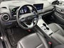 Hyundai Kona Electric EV Premium 64 kWh 3- Fase SOH 95,4% | Warmtepomp | Camera | Navigatie | Head-Up Display | Leer | Led