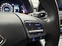 Hyundai Kona Electric EV Premium 64 kWh 3- Fase SOH 95,4% | Warmtepomp | Camera | Navigatie | Head-Up Display | Leer | Led