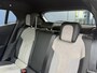 Peugeot e-2008 EV GT Pack 50 kWh 136 pk | Navigatie | Stoelverwarming | Climate control | Cruise control | SOH 92%