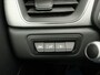 Renault Captur 1.0 TCe 90 Intens | Achteruitrijcamera | Parkeersensoren voor & achter | Apple Carplay/Android | cruise control | electronic climate control |