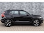 Volvo XC40 T4 Recharge R-Design | Navigatie | Adaptieve Cruise Control | Harman Kardon Audio | DAB | Stoel-/Stuur-/Voorruitverwarming | Camera | Dodehoekdetectie | Park Assist | Climate Control | Apple CarPlay & Android Auto  |