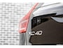 Volvo XC40 T4 Recharge R-Design | Navigatie | Adaptieve Cruise Control | Harman Kardon Audio | DAB | Stoel-/Stuur-/Voorruitverwarming | Camera | Dodehoekdetectie | Park Assist | Climate Control | Apple CarPlay & Android Auto  |