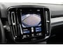 Volvo XC40 T4 Recharge R-Design | Navigatie | Adaptieve Cruise Control | Harman Kardon Audio | DAB | Stoel-/Stuur-/Voorruitverwarming | Camera | Dodehoekdetectie | Park Assist | Climate Control | Apple CarPlay & Android Auto  |