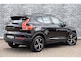 Volvo XC40 T4 Recharge R-Design | Navigatie | Adaptieve Cruise Control | Harman Kardon Audio | DAB | Stoel-/Stuur-/Voorruitverwarming | Camera | Dodehoekdetectie | Park Assist | Climate Control | Apple CarPlay & Android Auto  |