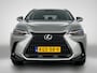 Lexus NX 450h+ AWD Luxury Line | Afneembare Trekhaak 1.500 kg | Stoelverwarming | Stuurverwarming |