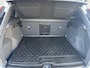 Volvo XC40 Single Motor Extended Range 82 kWh Plus | Trekhaak | Adaptive cruise control | Stoel- en stuurverwarming | Dode hoek detectie BLIS | Warmtepomp | LED koplampen | Navigatie | Apple Carplay / Android Auto | Parkeersensoren voor + achter | Achteruitrijcamera |
