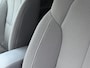 Volvo XC40 Single Motor Extended Range 82 kWh Plus | Trekhaak | Adaptive cruise control | Stoel- en stuurverwarming | Dode hoek detectie BLIS | Warmtepomp | LED koplampen | Navigatie | Apple Carplay / Android Auto | Parkeersensoren voor + achter | Achteruitrijcamera |
