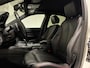 BMW 3-Serie 320i High Executive (LED, LEDER, STOELVERWARMING, PARKEERSENSOREN, NAVI)