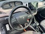 Peugeot 2008 1.6 VTI 88KW/120PK Feline Pack Premium Plus Airco PDC voor+achter-Navi-Apple car play
