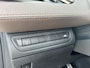Peugeot 2008 1.6 VTI 88KW/120PK Feline Pack Premium Plus Airco PDC voor+achter-Navi-Apple car play