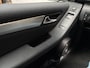 Mercedes-Benz A-klasse A160 Sport (AIRCO, LEDER, LOGISCH NAP, SPORTSTOELEN, CRUISE, PARKEERSENSOREN, NIEUWE APK, NIEUWSTAAT)