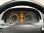 Mercedes-Benz A-klasse A160 Sport (AIRCO, LEDER, LOGISCH NAP, SPORTSTOELEN, CRUISE, PARKEERSENSOREN, NIEUWE APK, NIEUWSTAAT)