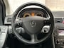 Mercedes-Benz A-klasse A160 Sport (AIRCO, LEDER, LOGISCH NAP, SPORTSTOELEN, CRUISE, PARKEERSENSOREN, NIEUWE APK, NIEUWSTAAT)