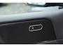Mercedes-Benz B-klasse 180 Business Solution AMG | Pano-dak | NL-Auto | 1e Eigenaar |