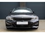 BMW 3-Serie 320e M sport plus | Vol in de opties | Pano | M leder | Laserlight | 2022 | NL Auto | BTW