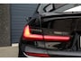 BMW 3-Serie 320e M sport plus | Vol in de opties | Pano | M leder | Laserlight | 2022 | NL Auto | BTW