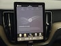 Volvo XC60 2.0 T8 Plug-in hybrid AWD Plus Dark Panoramadak, 360 Camera, Harman/Kardon, Memory stoelen, Winterpakket, Elektrische achterklep, Cruise control adaptief, 2 jaar garantie