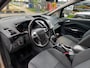 Ford C-Max 1.6 Trend|RIJD SCHAKELT GEBRUIKERSPOREN EN VIES BINNEN KANT