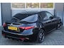 Alfa Romeo Giulia 2.0 T AWD Veloce 280PK | 12 Mnd. Garantie | Nette en complete Giulia met historie