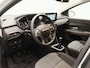 Dacia Jogger TCe 100 ECO-G Extreme 7p. | LPG G3 | Pack Extreme | Parkeersensoren v+a met achteruitrijcamera | Climate Control | Media Display met Apple Carplay & Android Auto | Cruise Control | LED koplampen | lichtmetalen velgen 16 |